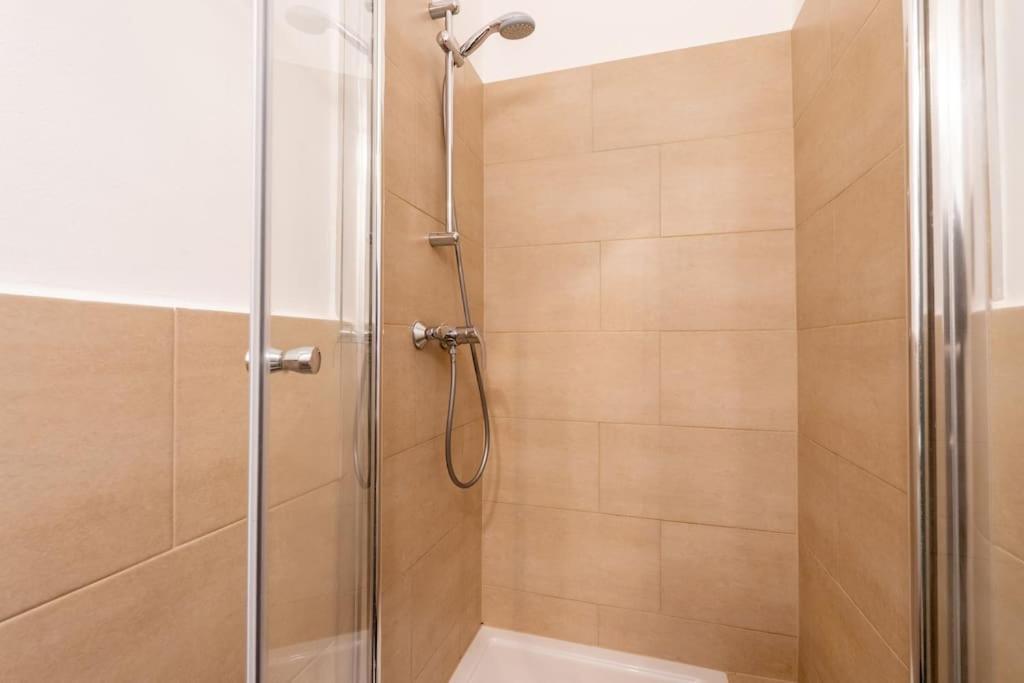 Practical 1br Flat By Center By Hm Apartamento
